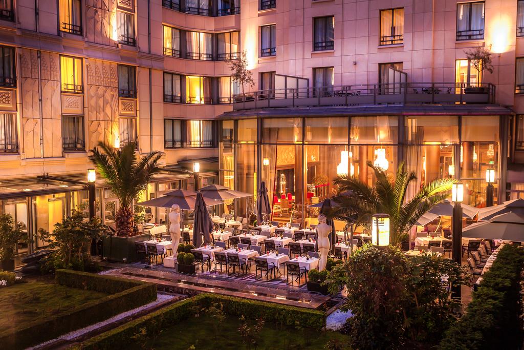 image du restaurant, de l'Hotel Parimis